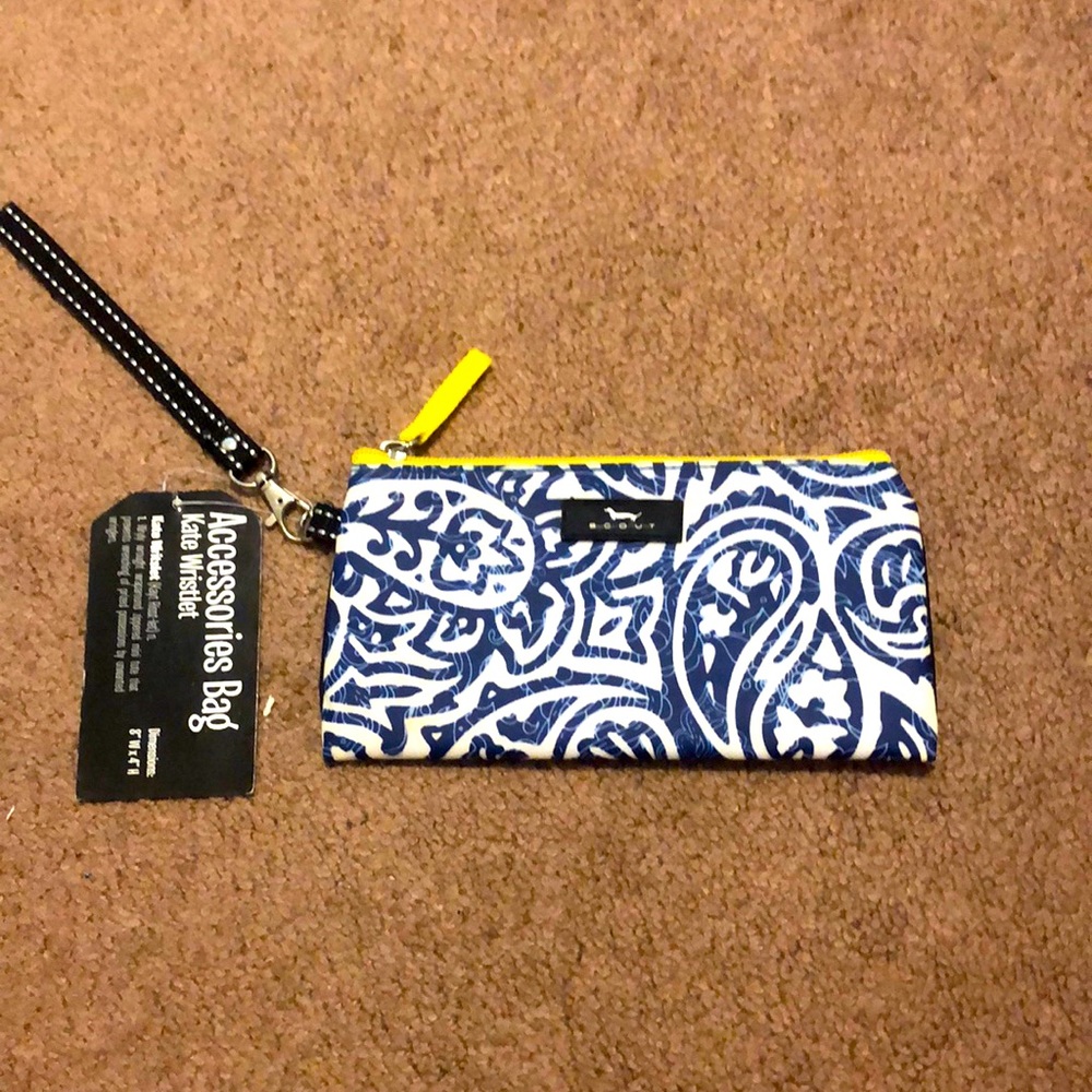 Scout Wristlet